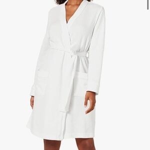 Amazon Essentials Waffle‎ Print Robe Size Medium